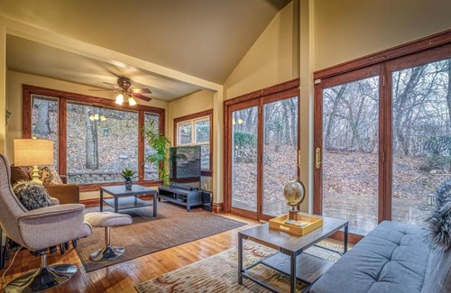 Miller Beach Maison | Secluded Fenced Cottage W Dune Top Hot Tub Near Hiking Dog Friendly