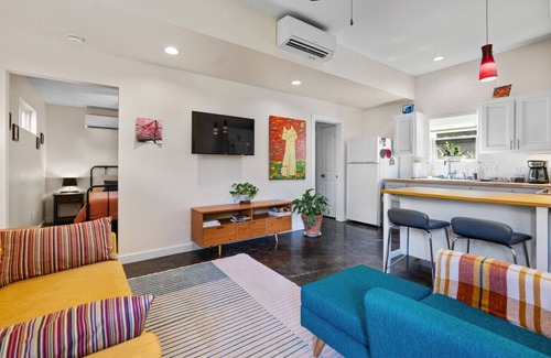 Austin Maison | Secluded Guest House in beautiful setting