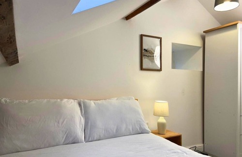 Millom Autre | Secluded Hot Tub, Pool, Escape