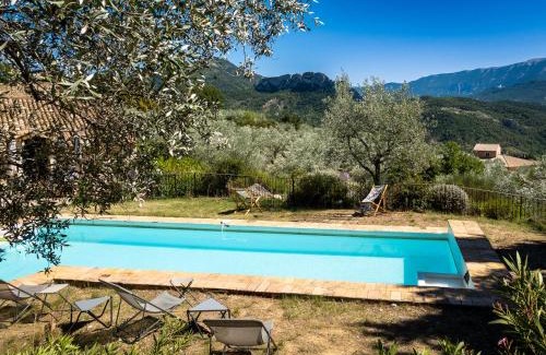 Buis-les-Baronnies Maison | Secluded house with amazing view and swimming pool