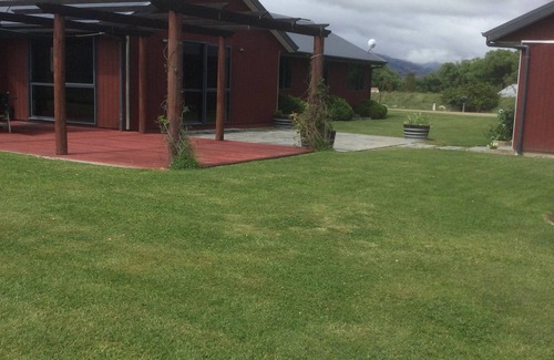Waipiata Maison | Secluded House on Central Otago Rail Trail