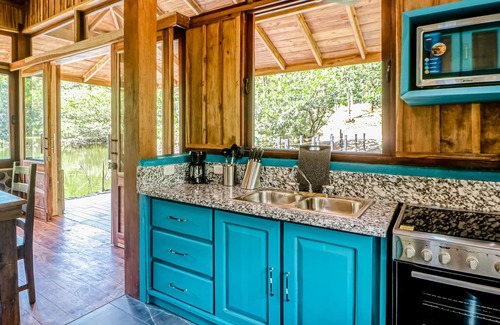 Penas Blancas Cabine | Secluded Lakefront Home w/Free WiFi, Water Views, Hammocks, Cable, & more!