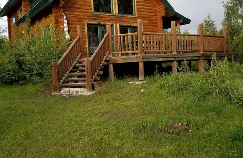 Ashton Cabine | Chalet isolé au bord du lac - paradis de la pêche et de la faune!
