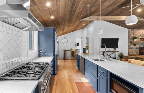 Ellicottville Chalet De Ski | A+ Secluded Beauty w/Hot Tub, Firepit, Bar, Privacy & Views🔥