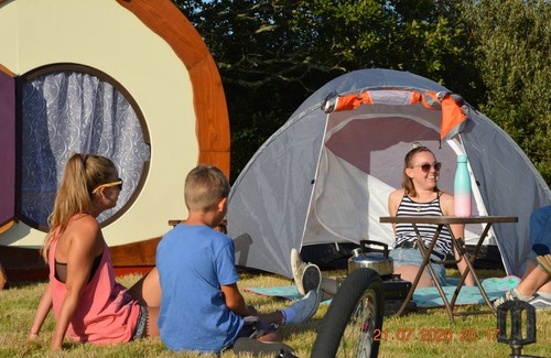 Praze-An-Beeble Cabine | Secluded Meadow, Unique Shire Hut, Perfect Camping