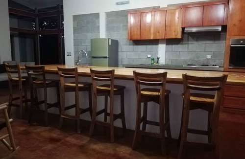 Nicoya Maison | Maison isolée au sommet d'une montagne avec la nature tout autour