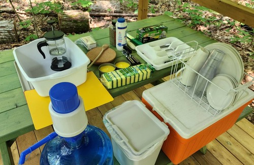Clear Lake Cabine | Secluded Muskoka Glamping Cabin with Private Lake & Trails