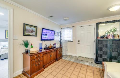 Newport Maison | Secluded Newport Getaway with Fire Pit and Grill!