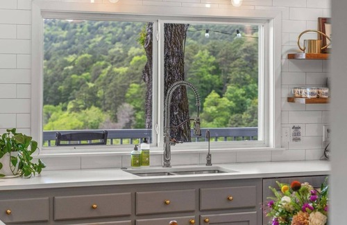 Fairfield Bay Maison | Secluded Peninsula w/ Lake Access and Waterfalls