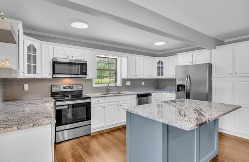Starkville Maison | Modern Retreat | Near Dodson farms | Charming