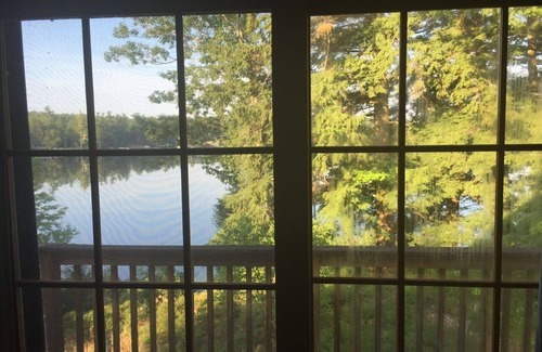 Rindge Maison | Secluded, Stunning Lakefront Home