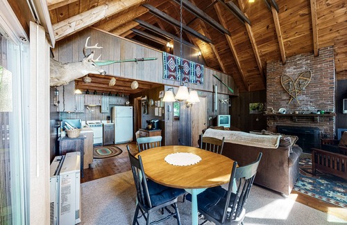 Parsonsfield Maison | Secluded waterfront cabin with private dock, kayak, canoe, gas grill & deck