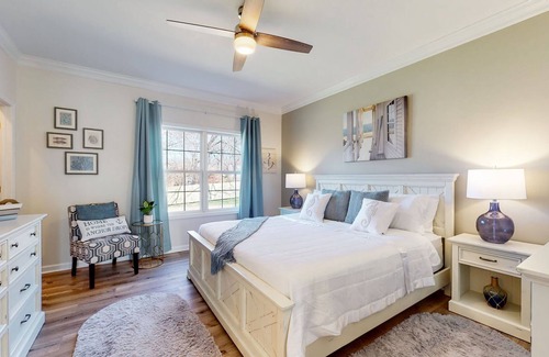 Hillview Appartement | second floor 1 bedroom + office W/D & easy parking