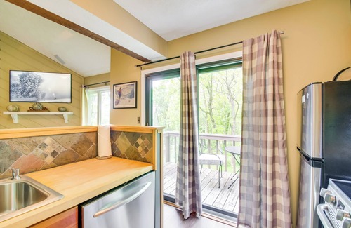 Wintergreen Copropriété | Second-Floor Condo w/ Community Pool Access!