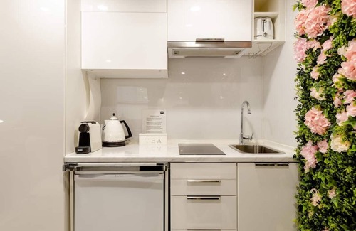 Melbourne Central Business District Appartement | Secret Garden - A Magical Themed Studio in the heart of Melbourne CBD