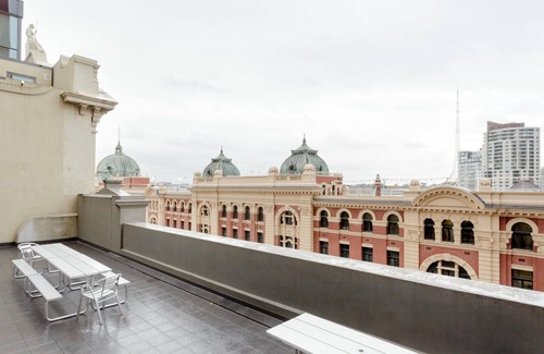 Melbourne Central Business District Appartement | Secret Garden - A Magical Themed Studio in the heart of Melbourne CBD