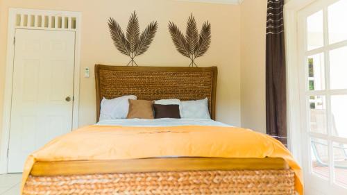 Lowlands Cabine | Secret Garden Guest House