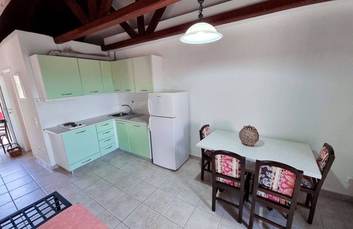 Kouvalata Appartement | Secret Garden Hideaway in Kefalonia