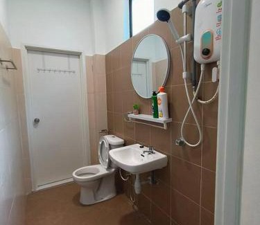 Malacca City Maison | SecreteGarden627 3 storey 5r4b PartyHome 12-20pax