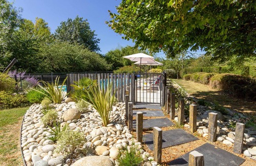 Bourgougnague Maison | Secure gated and fenced pool, quiet rural location, Air Con. Near historic towns