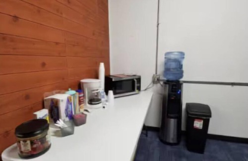 South Loop Hôtel | Secure, Private, Free Wi-Fi and Coffee, Accessible