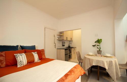 Green Point Appartement | Secure, quiet, studio retreat in Green Point