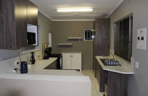 Krugersdorp Appartement | Secure Self-Catered Apartment With Pool