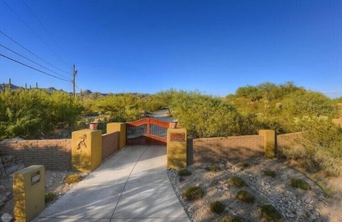 Tucson Maison | Maison d'hôtes privée sur domaine fermé et fortifié dans le nord-ouest de Tucson près de la I-10
