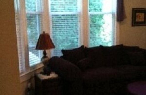 Belmont Heights Appartement | Sécurité, confidentialité, cour et parking; (4 miles du centre de conventions)