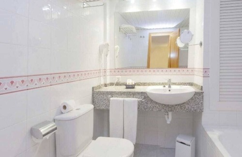 Ibiza Island Hôtel | [SEDUQPL-2BD-FAM // 2 Bedrooms Apartment] Roof Top Pool / City Heart ♥ Close to the beach