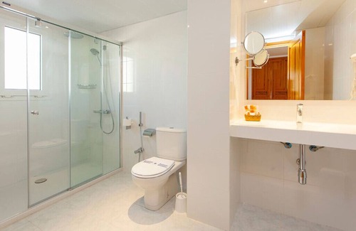 Santa Eulalia del Rio Hôtel | SEDUQPL-JS // Junior Suite Apartment / ♚Roof Top Pool / City Heart♥ Close to the beach