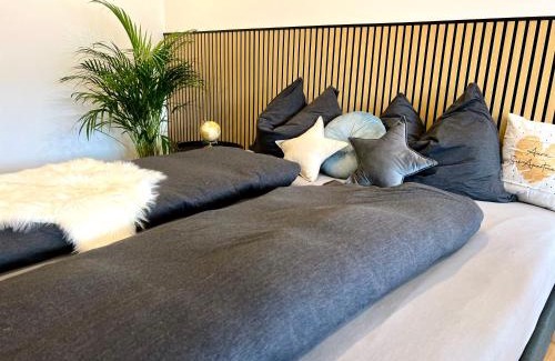 Steindorf am Ossiacher See Appartement | See-Apartment AURA am Fuße der Gerlitzen Alpe und Ufer des Ossiacher Sees - mit privatem Seezugang & Hallenbad