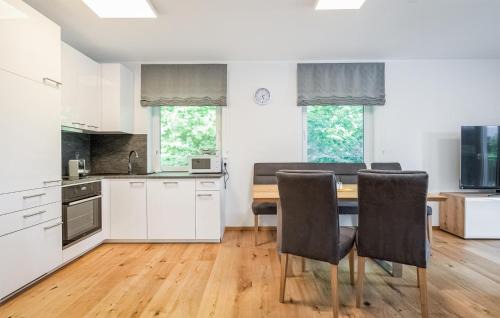Augsdorf Appartement | Seeblick-Apartment In Velden