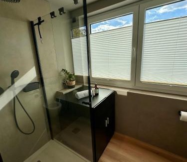 Hattingen Appartement | Seeblick-Apartment in Hattingen - Urlaubsfeeling mitten im Ruhrgebiet