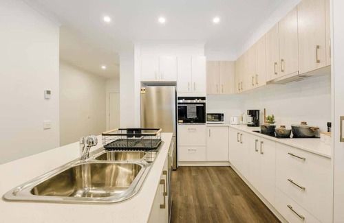 Melton South Maison | Seednest Modern Family house