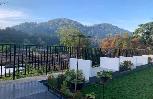 Athirapally Station Balnéaire | Seeheim Resorts