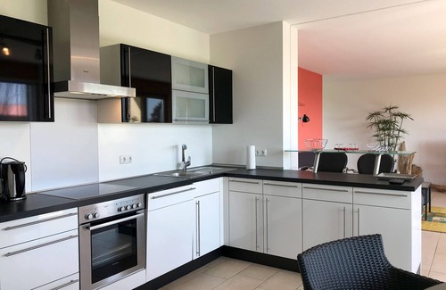 Kressbronn Appartement | Au-dessus du lac, luxueux, avec grand balcon, 2 chambres à coucher, 2 salles de bain, parking