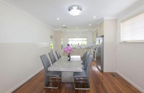 Noble Park Maison | Seffa home stay