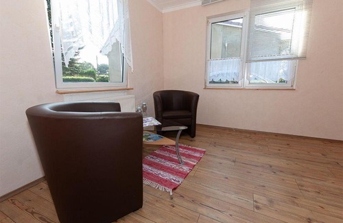 Sagard Appartement | Sehr-guenstiger-Bungalow-fuer-2-Personen-1-Aufbettung-auf-Ruegen