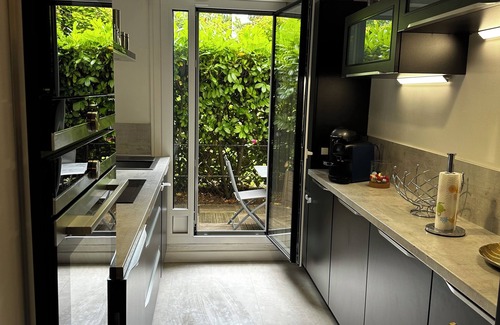 Chatou Appartement | Bords de Seine : 8min de La Défense, 15min de Paris et 20min stade de France