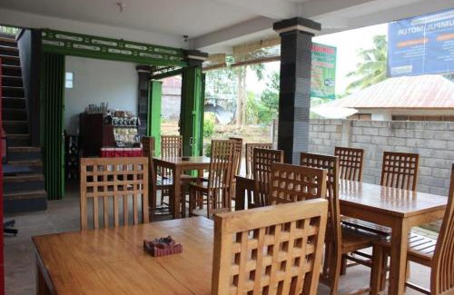 Sawan Maison | Sekumpul Guest House