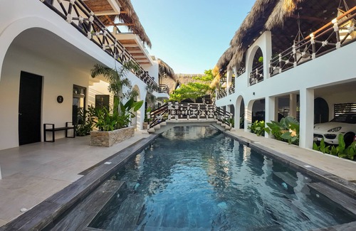 Escuintla Maison | Selanna Tu Refugio junto al Mar a Solo 200m de la Playa En el Paredón.