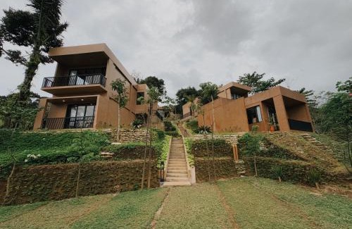 Cigombong Station Balnéaire | Selayang Enau, Brown Sugar Resort with The Sweetest Story