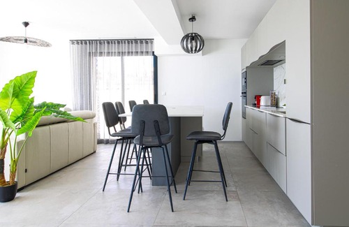 Cavaliere Beach Appartement | SELECT'soHOME - Appartement pour 6 personnes sur la plage de Cavalière - Vue mer - 4 étoiles - BLUEMOON