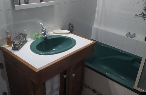 Saint-Andre-de-Valborgne Appartement | SELF-CONTAINED STUDIO IN THE HEART OF THE CEVENNES WITH PRIVATE WATERFALL