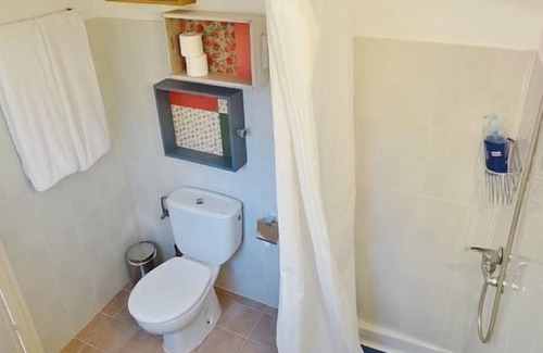 Avinyonet de Puigventos Cottage | Gîte Can Barraca pour 5 personnes