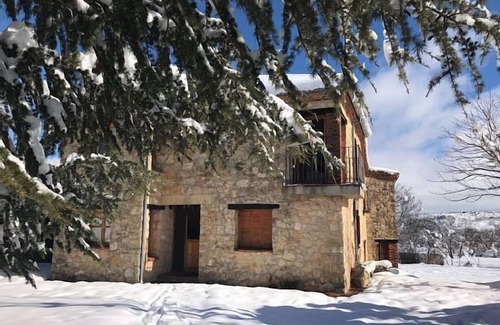La Salceda Cottage | Gîte La Solanilla 2 pour 10 personnes