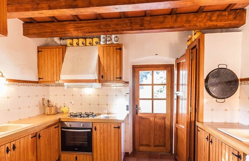 Beguda Cottage | Impresionante masía con vistas panorámicas y capacidad para 18 personas