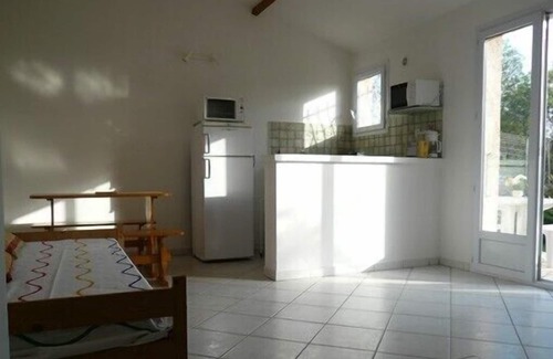 Monacia-d'Aullene Appartement | Studio indépendant dans village calme,vue mer