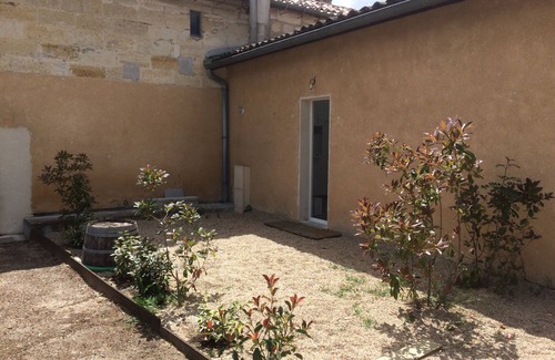 Savignac-de-l'Isle Cottage | Gîte indépendant aux portes de SAINT EMILION